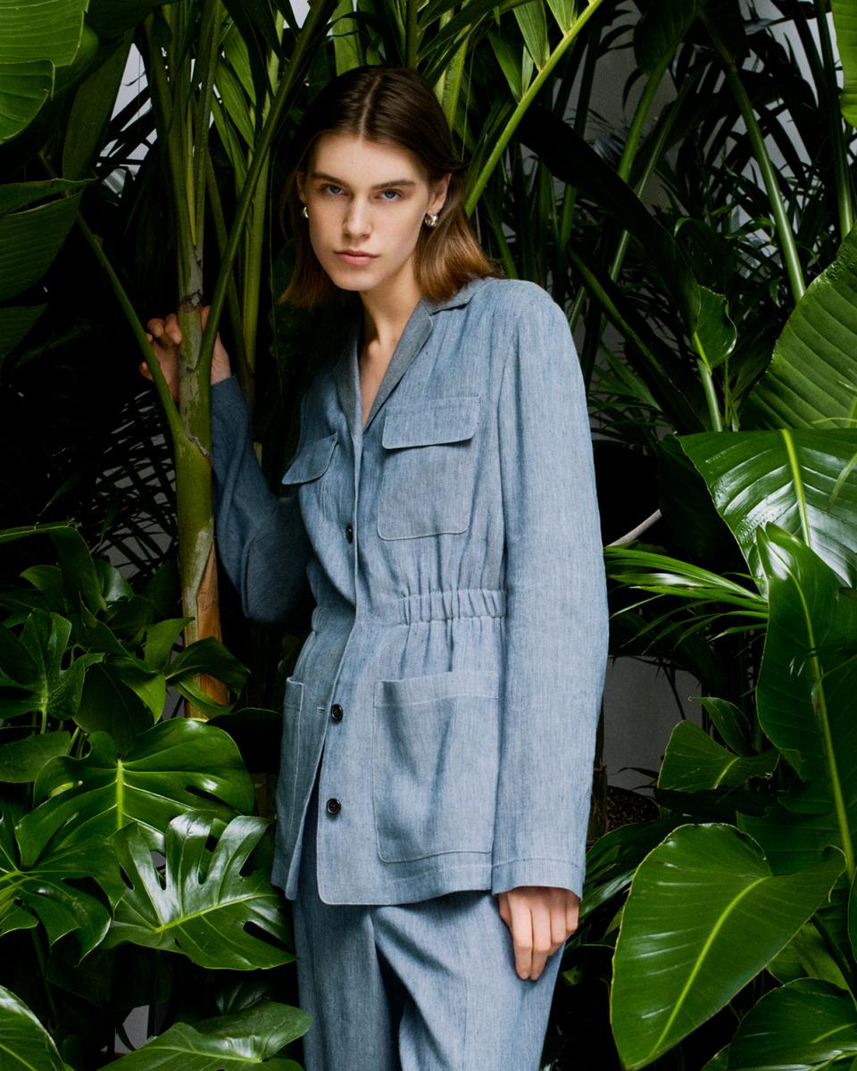 Cinched Jacket in Fluid Linen