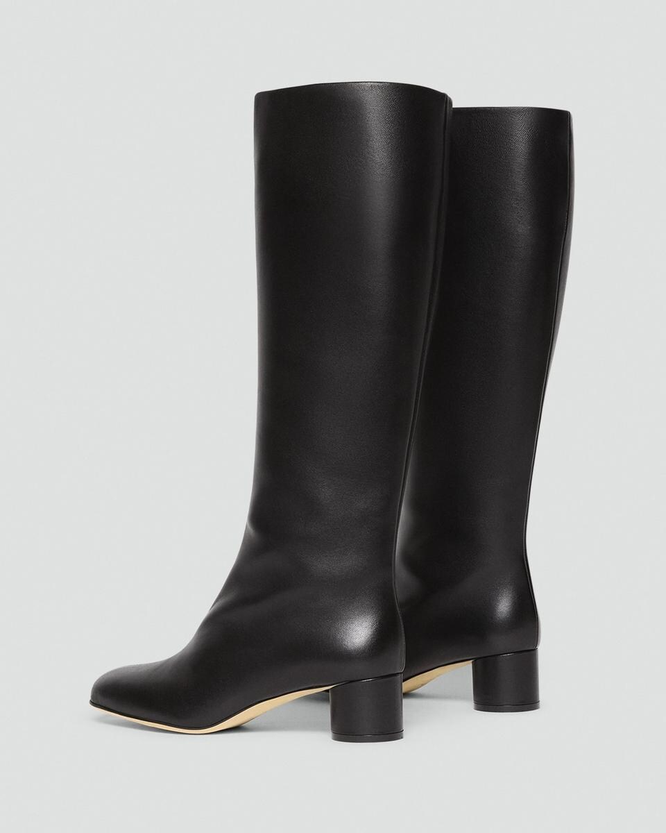 Tall Boot in Smooth Leather