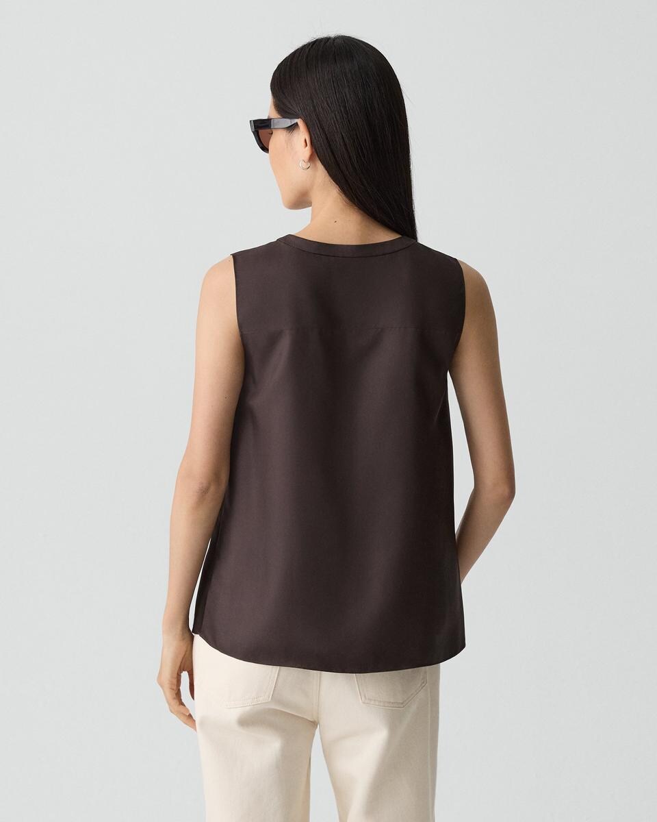 Sleeveless Button-Down Blouse in Mod Silk Twill