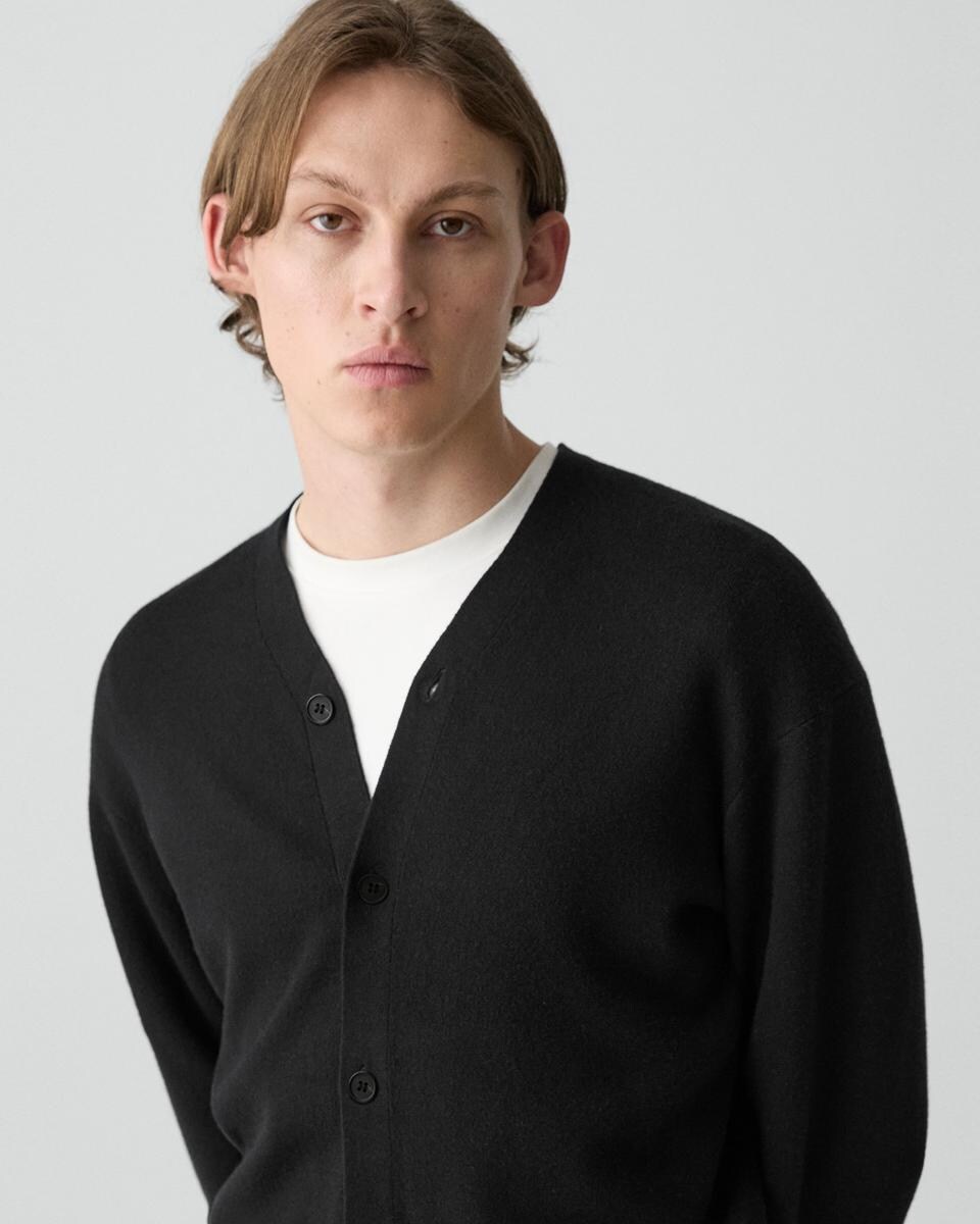 V-Neck Cardigan in Wool Bilen