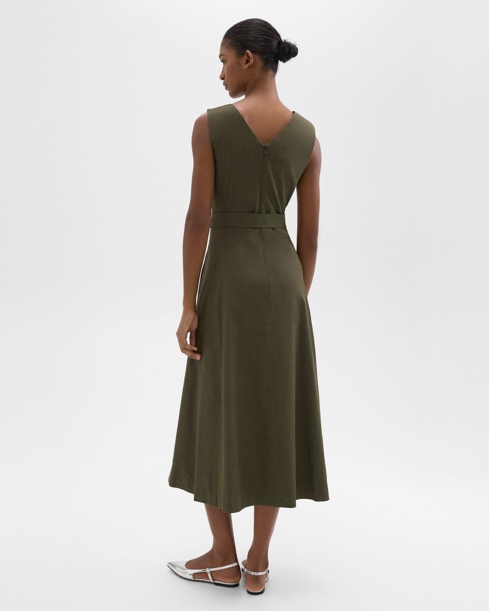 V-Neck Volume Dress in Good Linen