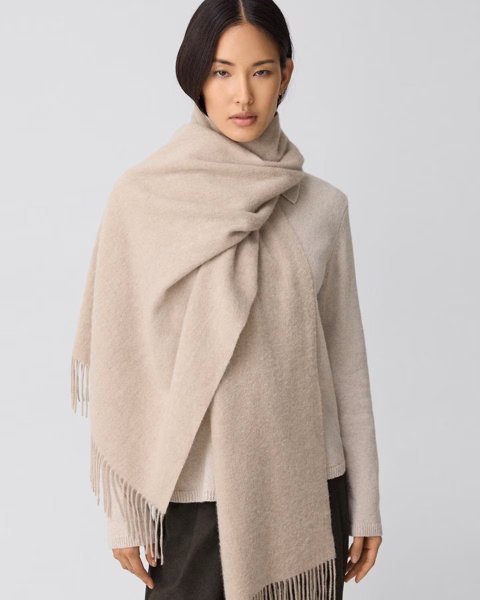 Classic Scarf in Cashmere