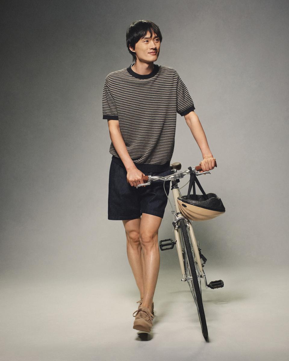 Drawstring Pull-On Short in Summer Denim