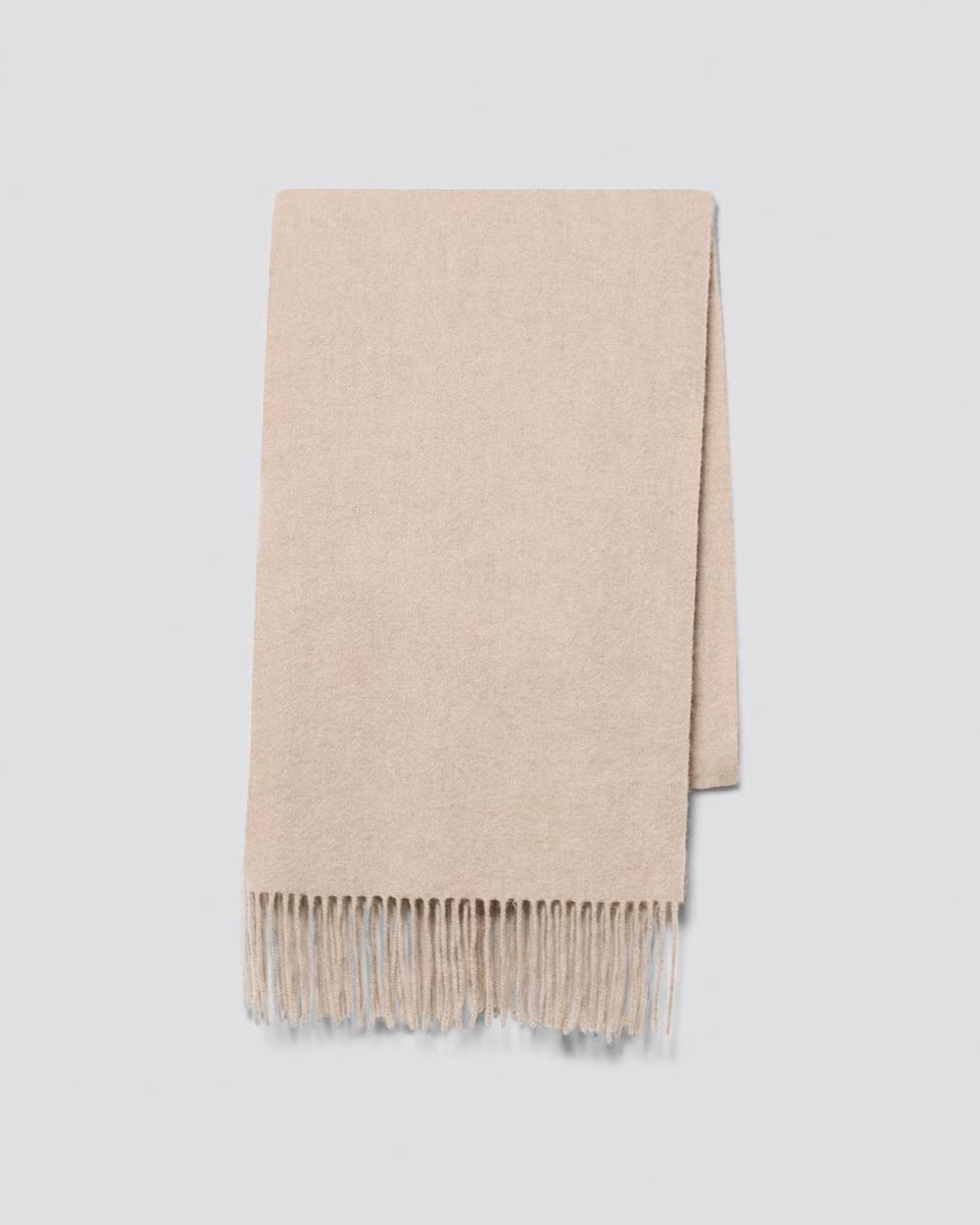 Classic Scarf in Cashmere