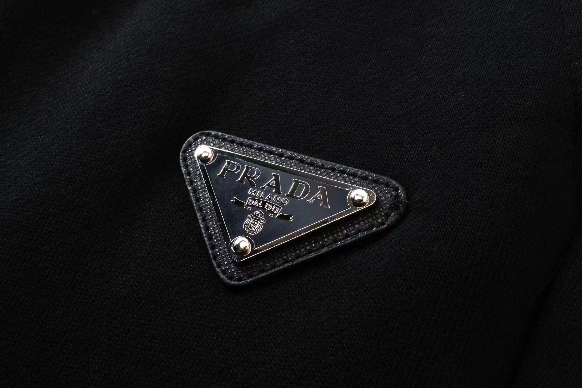 Simple pocket trousers