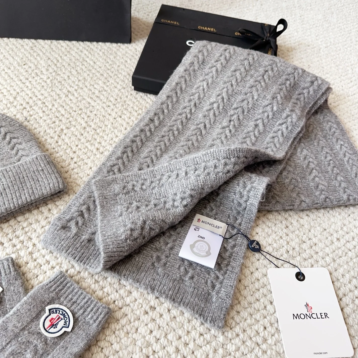 Embroidery knitted scarf hat gloves set