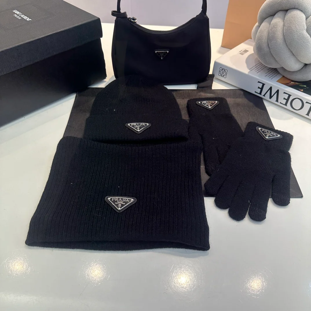 Triangle knitted scarf hat gloves set