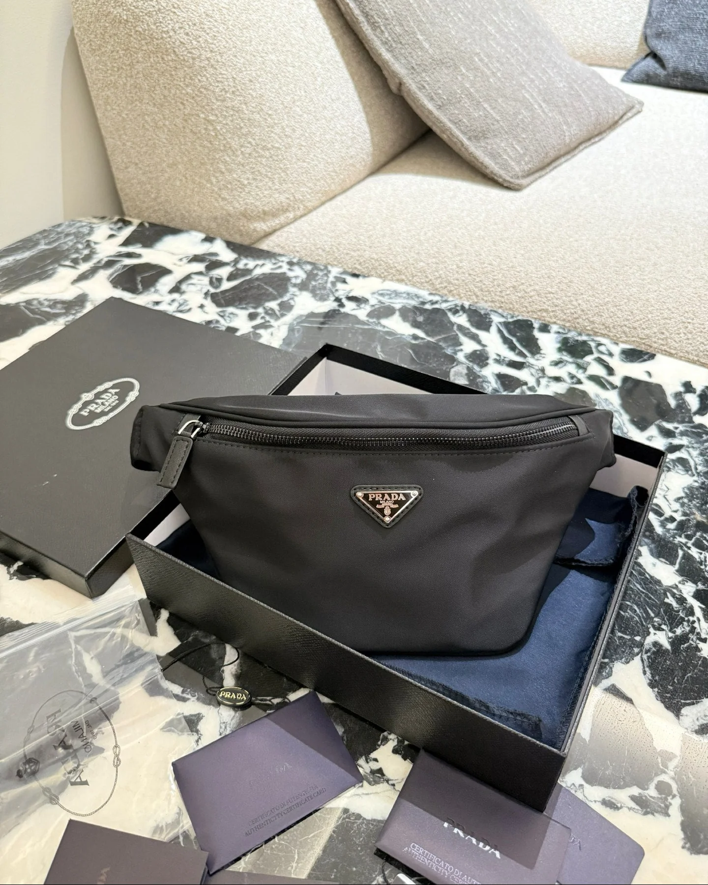 Unisex nylon waist bag