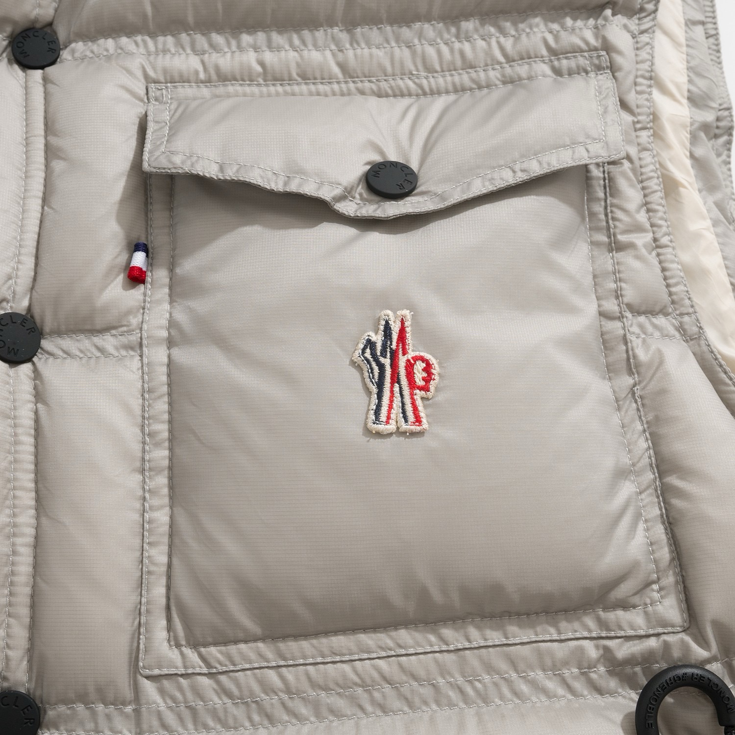 Stylish embroidered down vest