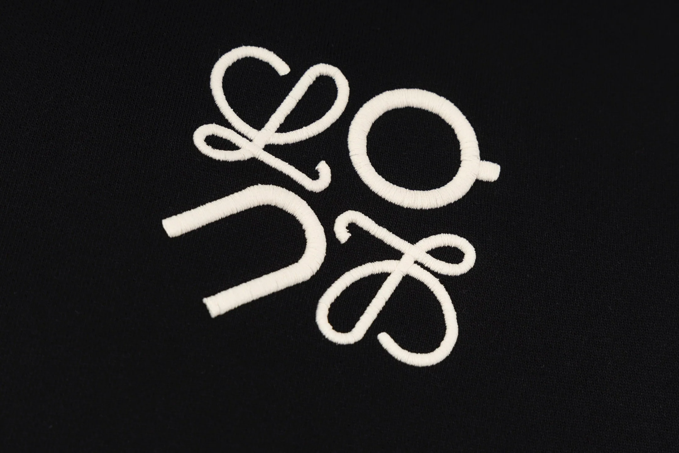 Embroidery crew neck cotton sweatshirt