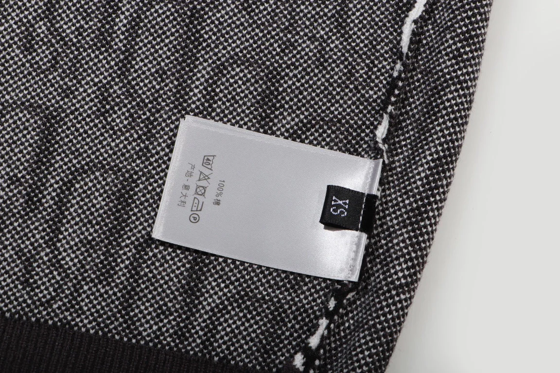 Knitted cashmere sweatshirt