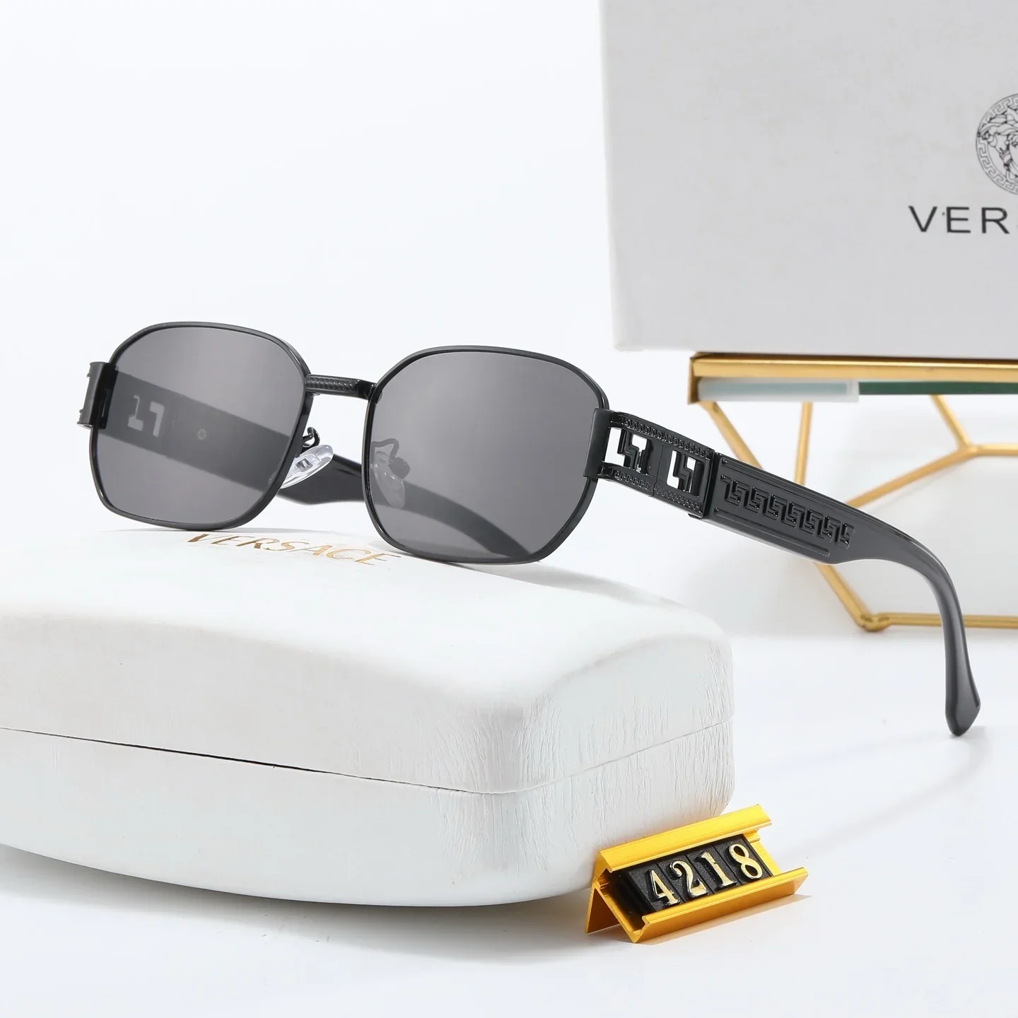 4 colors personalized trendy polarized sunglasses 4218