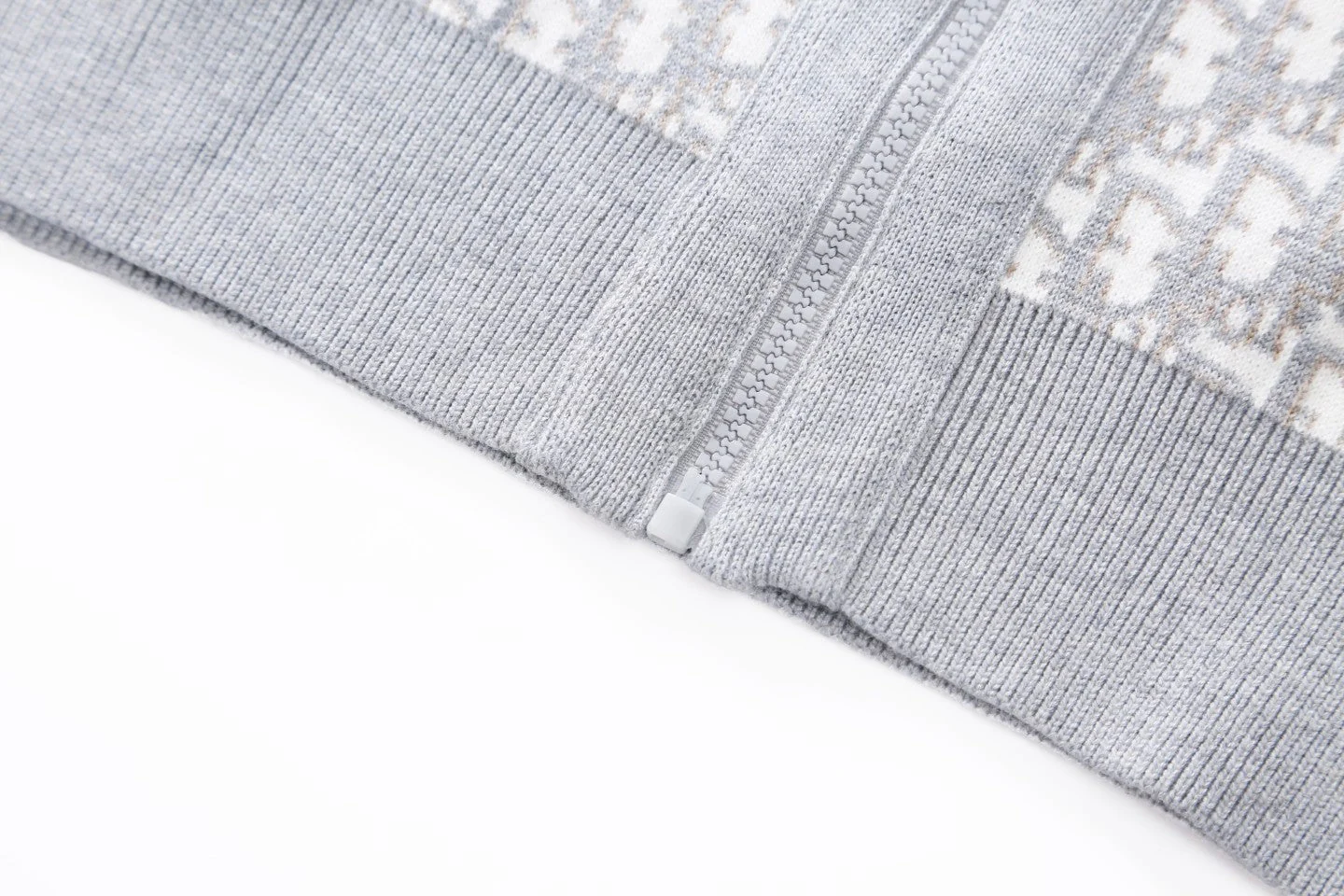 Double-faced cashmere knitted sweatshirt