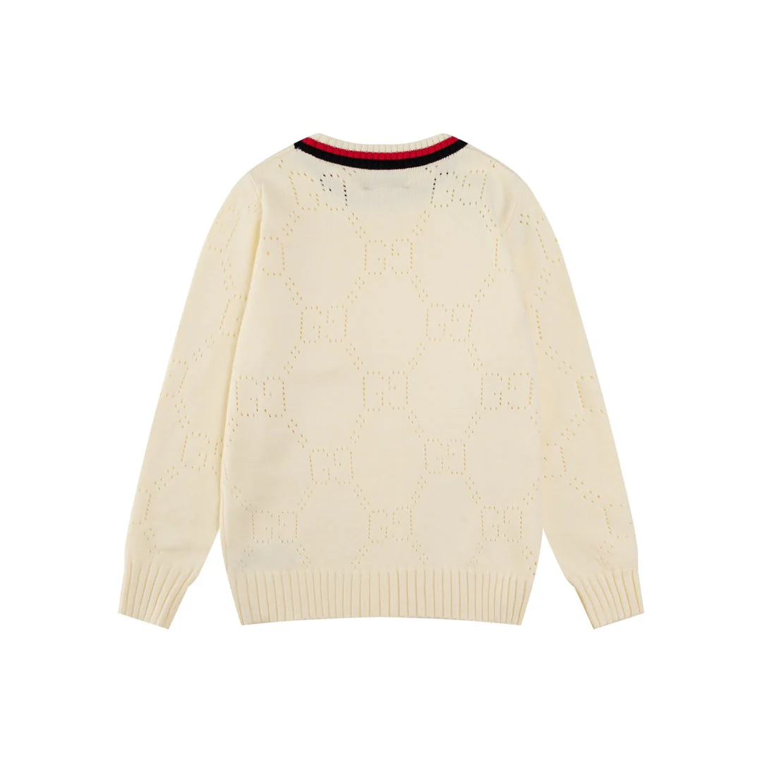 Knitted cashmere sweater