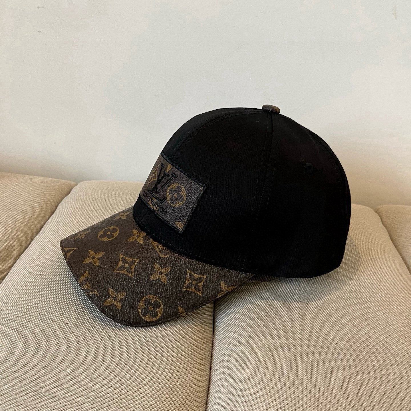Leather printed baseball cap