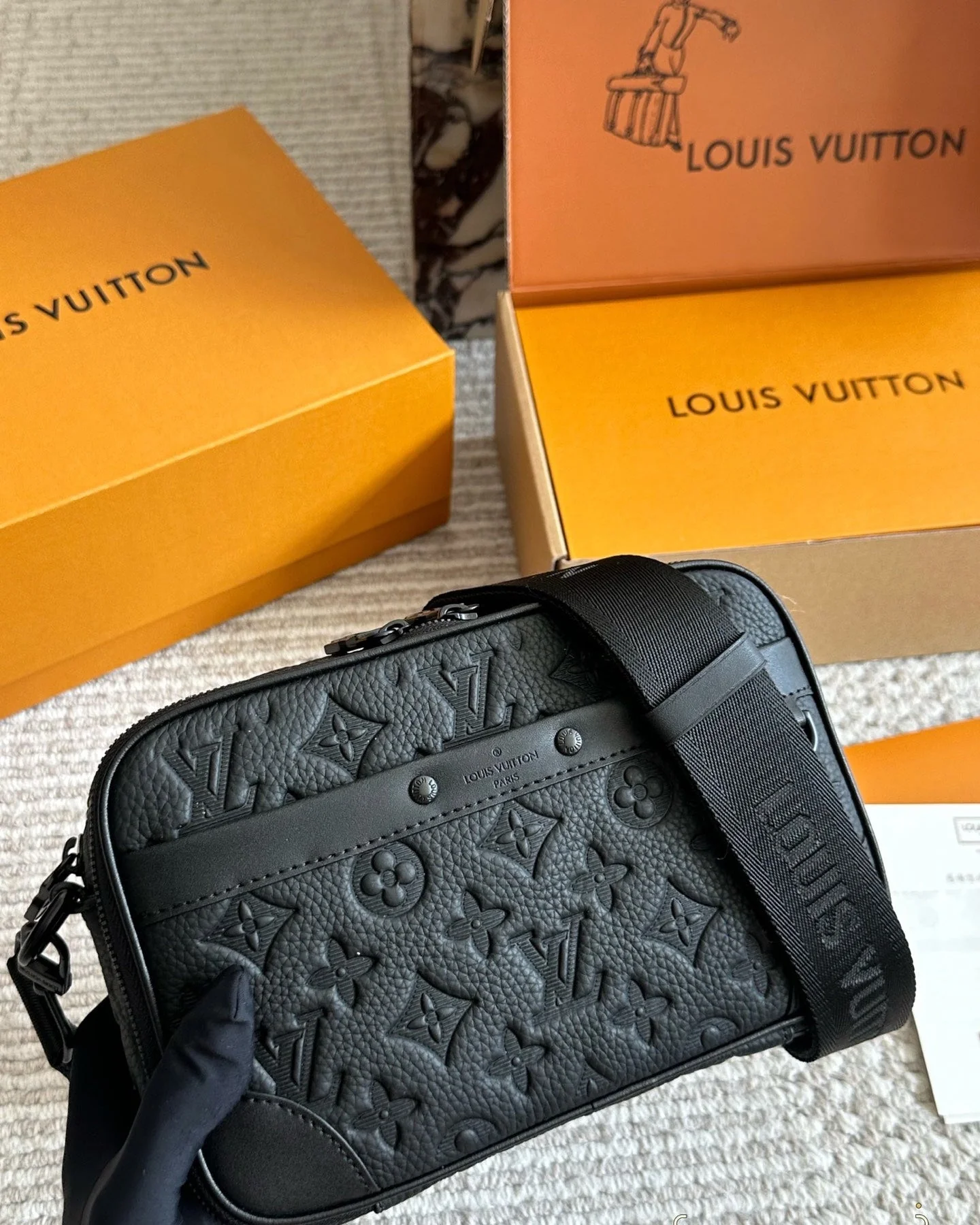 Fashion Leather men's crossbody bag