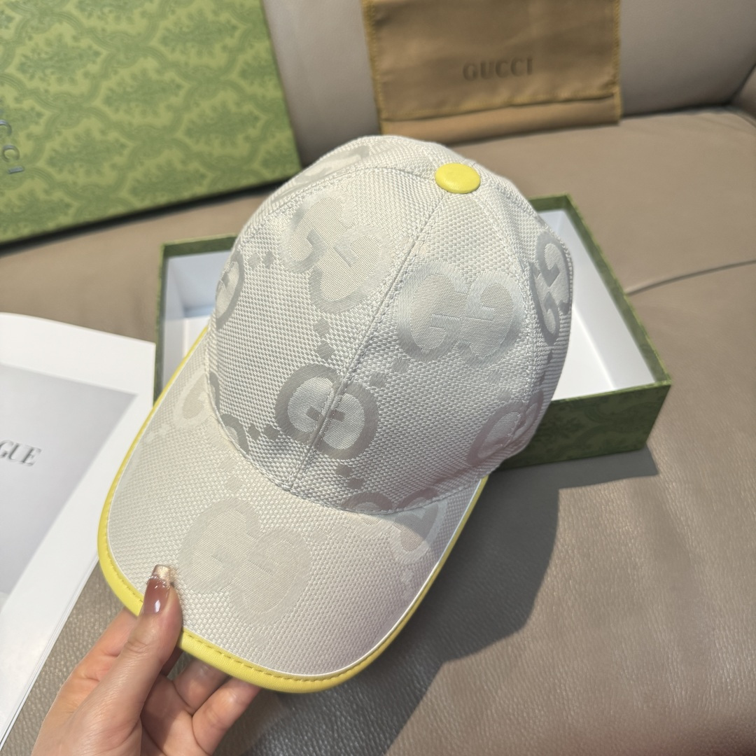 Silk jacquard letter baseball cap