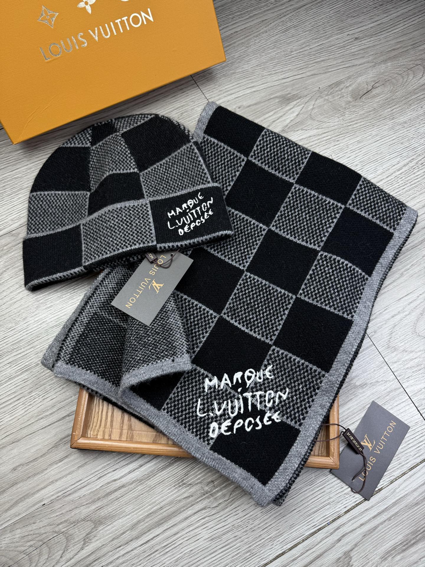 Checkerboard scarf and hat set