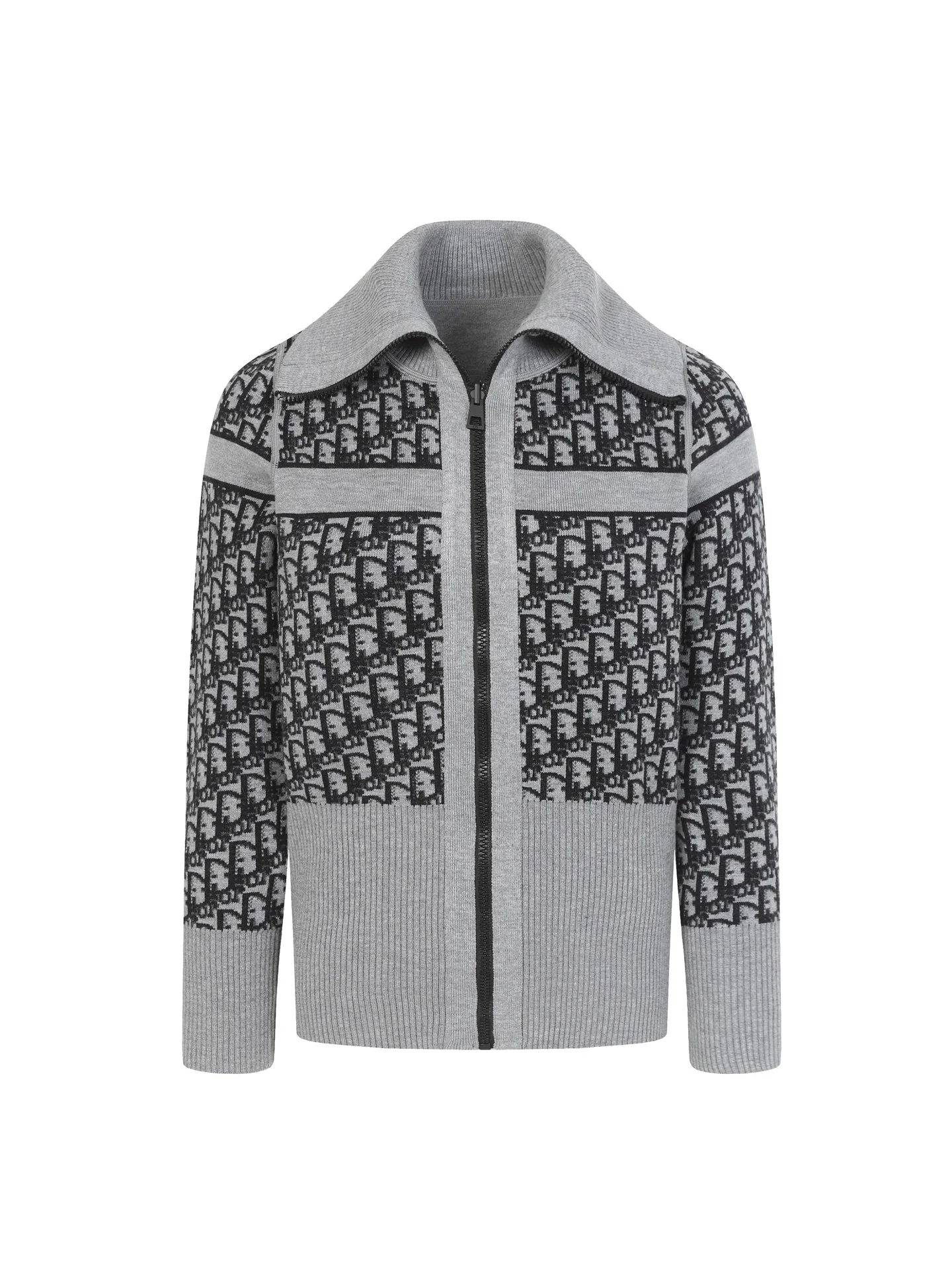Reversible zippered knit jacket