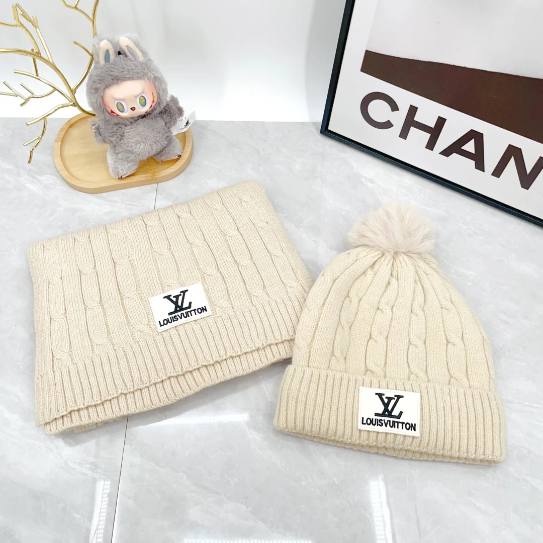 Embroidery knit scarf and hat set