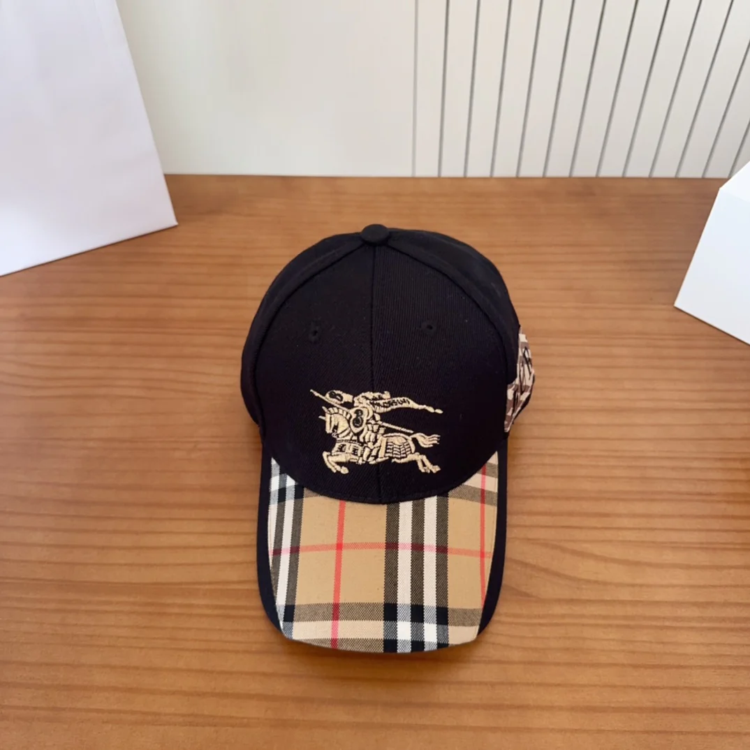 Embroidered plaid baseball cap