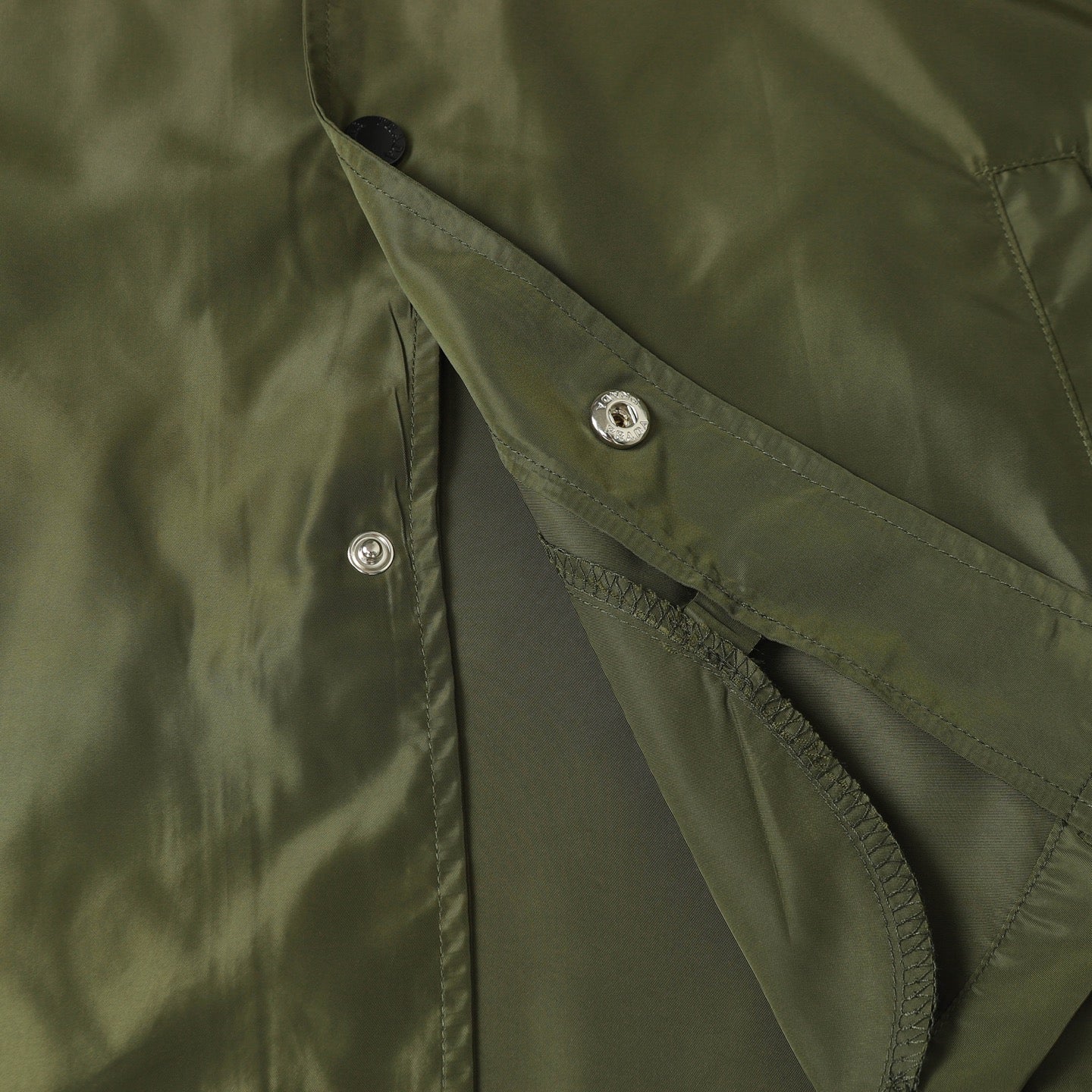 Green Nylon pocket T-shirt