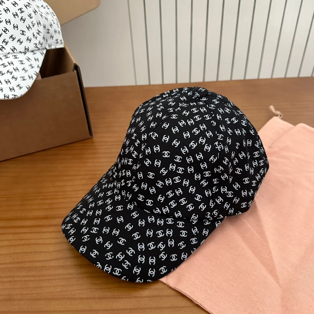 Printed lettering baseball cap