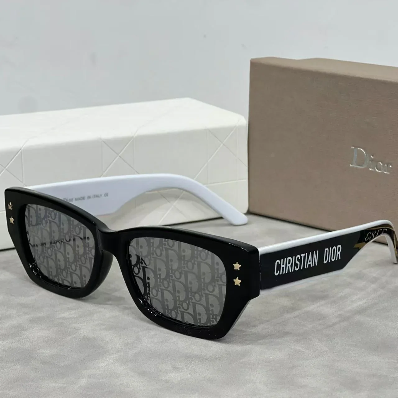 25 Stylish Square-Frame Printed Sunglasses for Men and Women