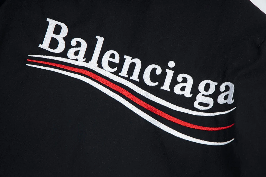 Embroidered Wave Button Jacket