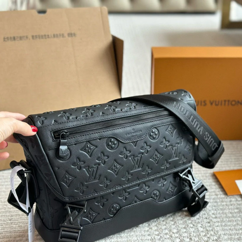 Black Floral Double-Button Messenger Bag