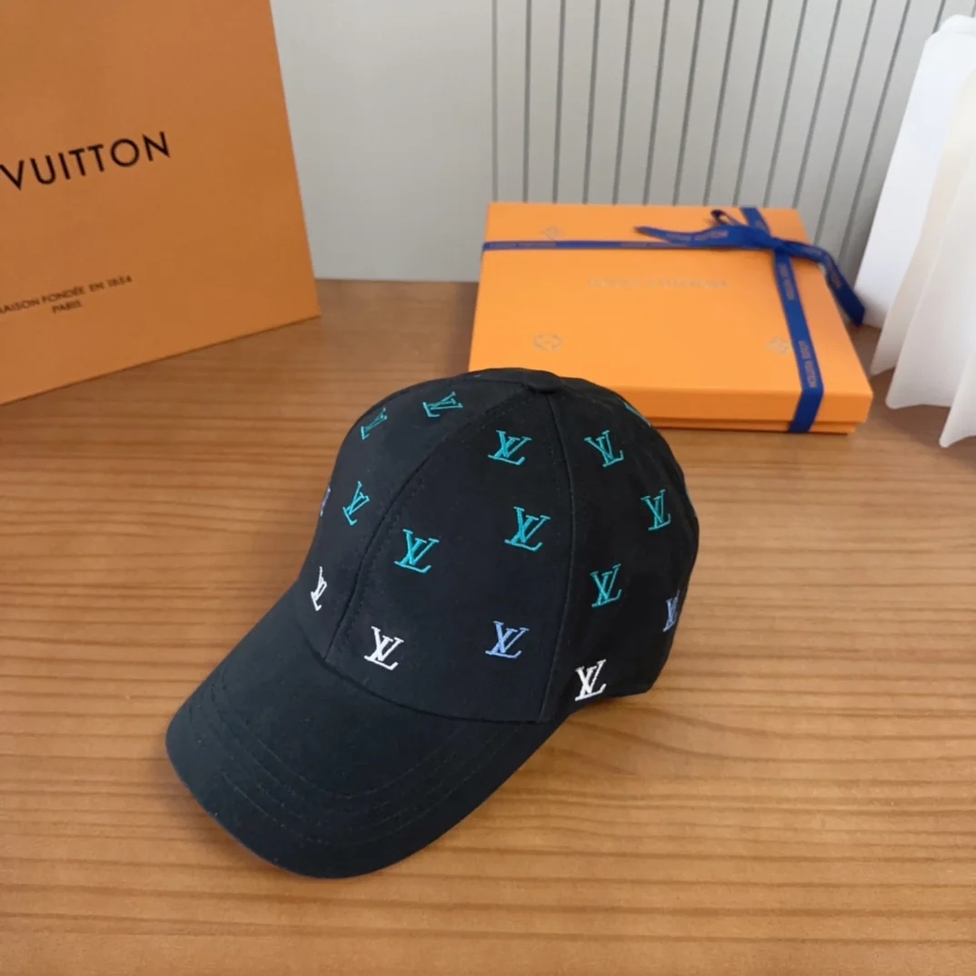 Embroidery lettering baseball cap