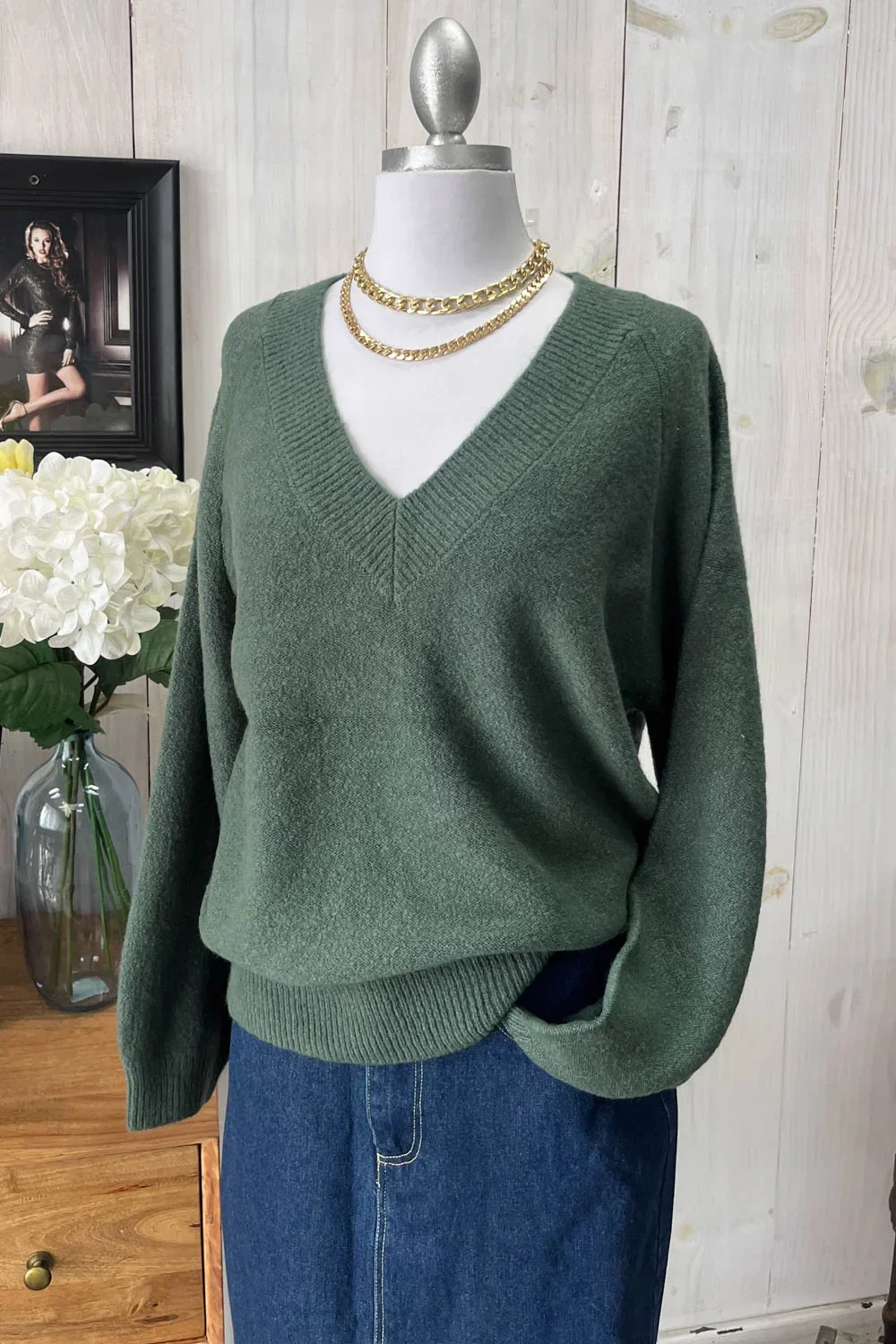 Soft V-Neck Pullover Cozy Knit Long Sleeve Casual Sweater