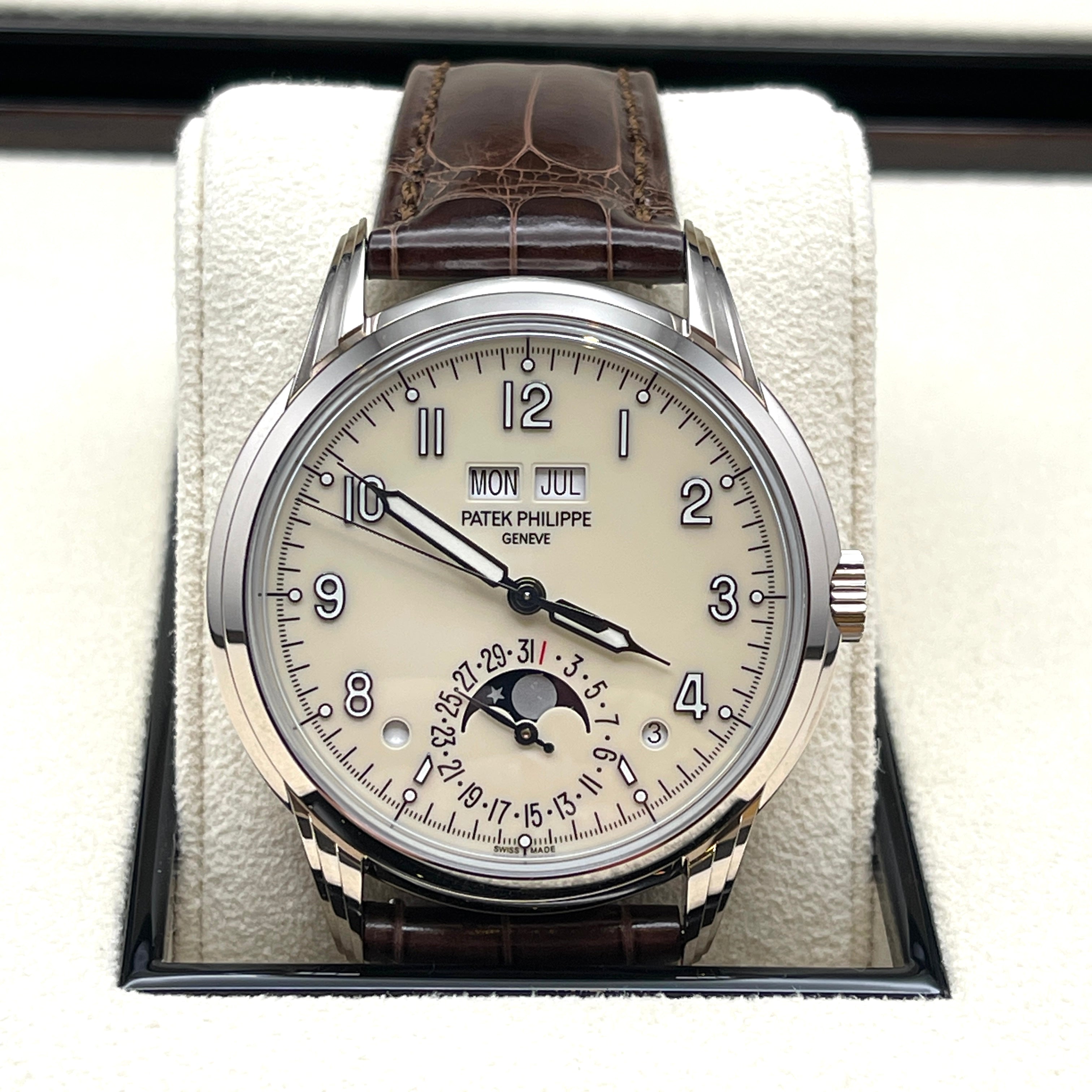 Patek Philippe Grand Complications Perpetual Calendar White Gold 5320G-001