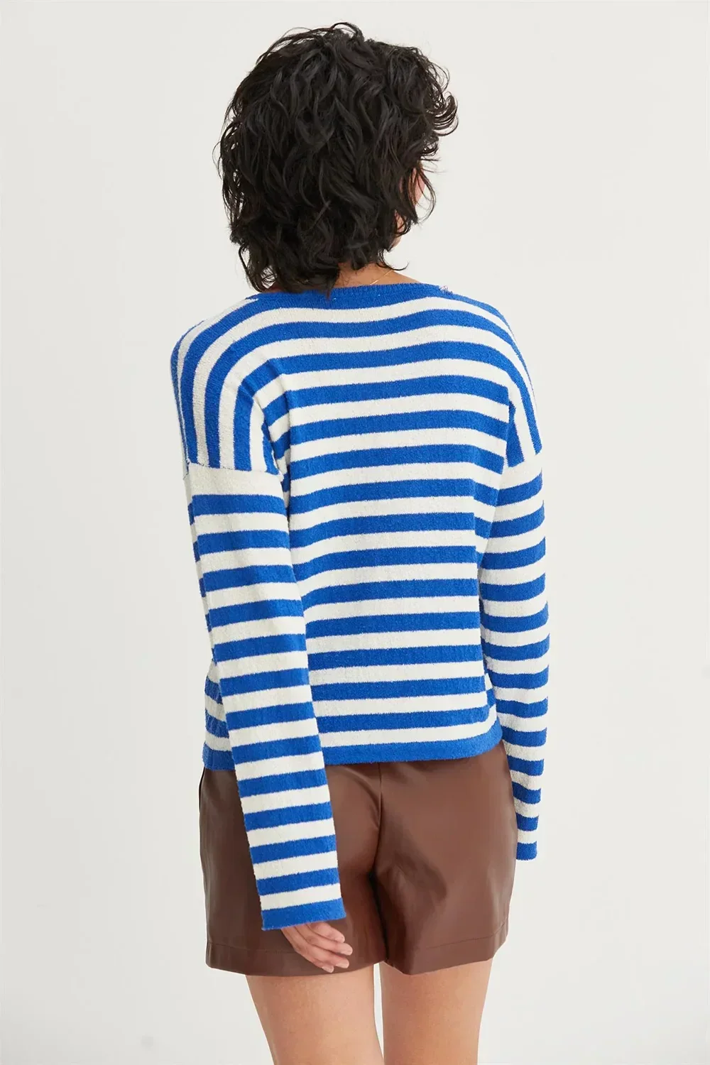 Classic Horizontal Striped Soft Knit Crew Neck Relaxed Fit Long Sleeve Pullover Sweater