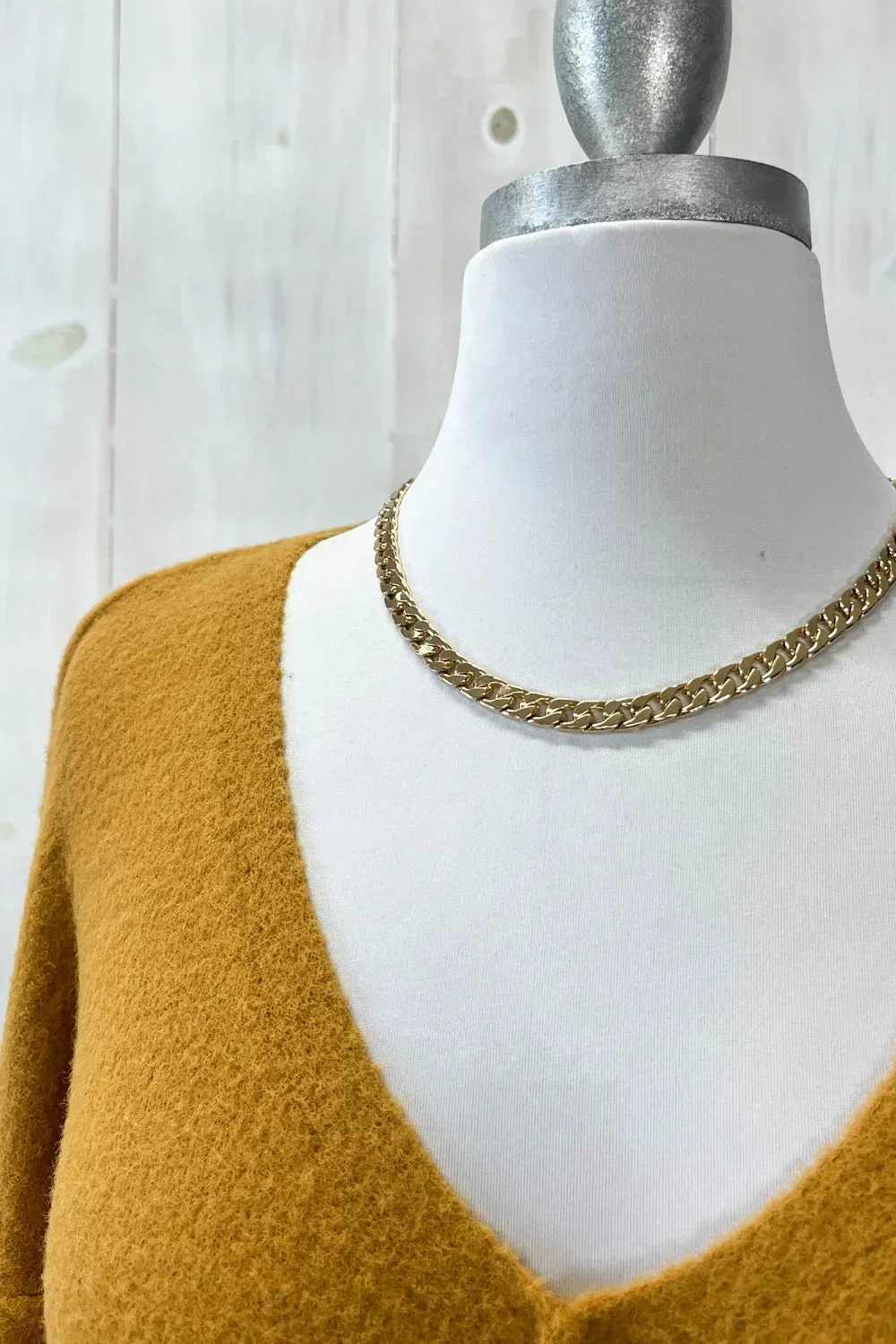 Cozy V-Neck Soft Knit Center Seam Detail Relaxed Fit Long Sleeve Pullover Sweater