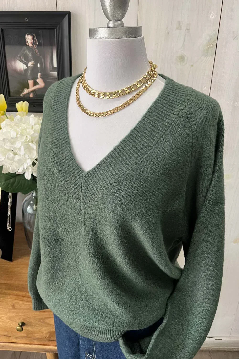 Soft V-Neck Pullover Cozy Knit Long Sleeve Casual Sweater