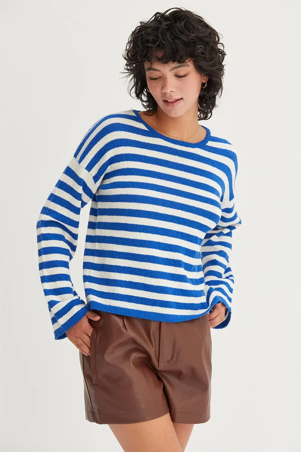 Classic Horizontal Striped Soft Knit Crew Neck Relaxed Fit Long Sleeve Pullover Sweater