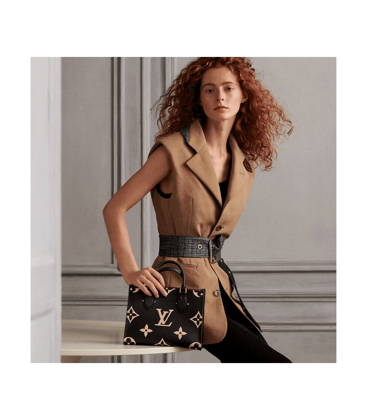 Louis Vuitton Onthego PM Black/Beige