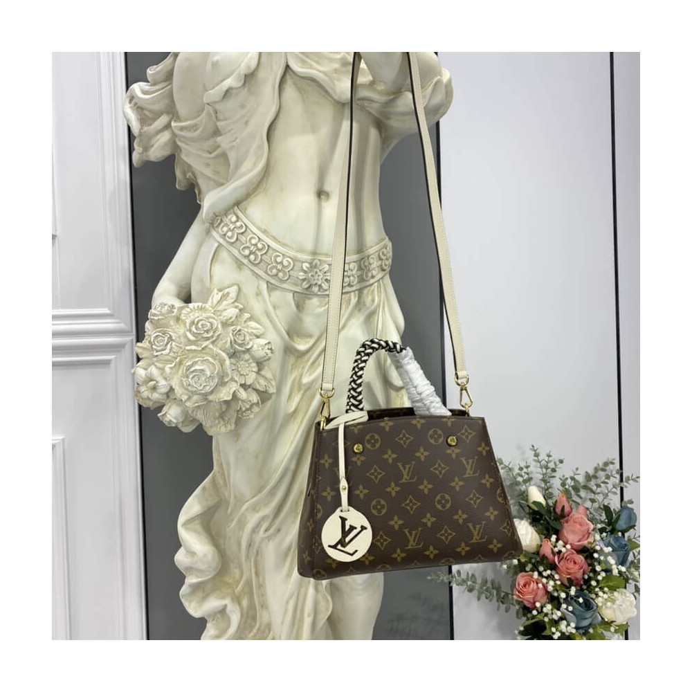 Louis Vuitton Monogram Montaigne BB