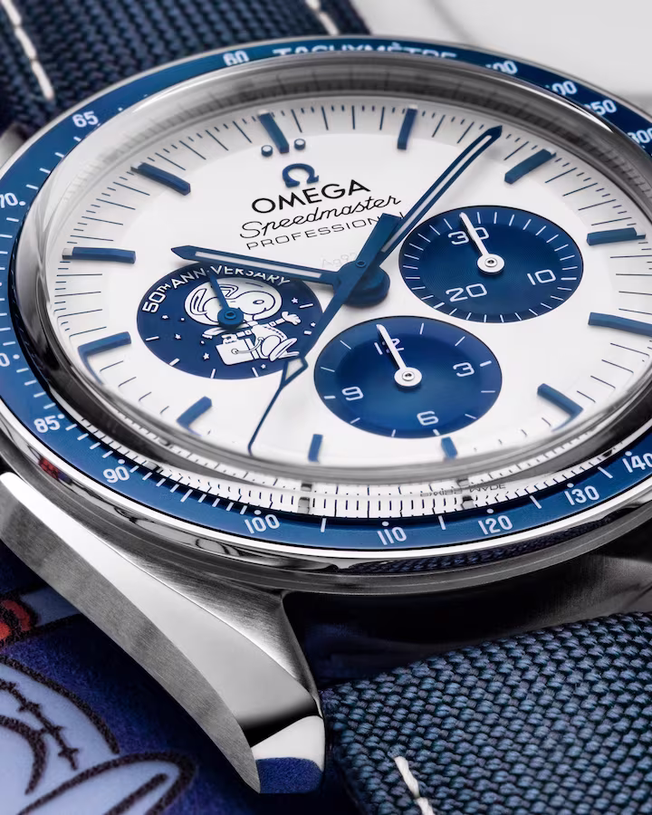Omega Speedmaster “Silver Snoopy Award” 50th anniversary 42mm