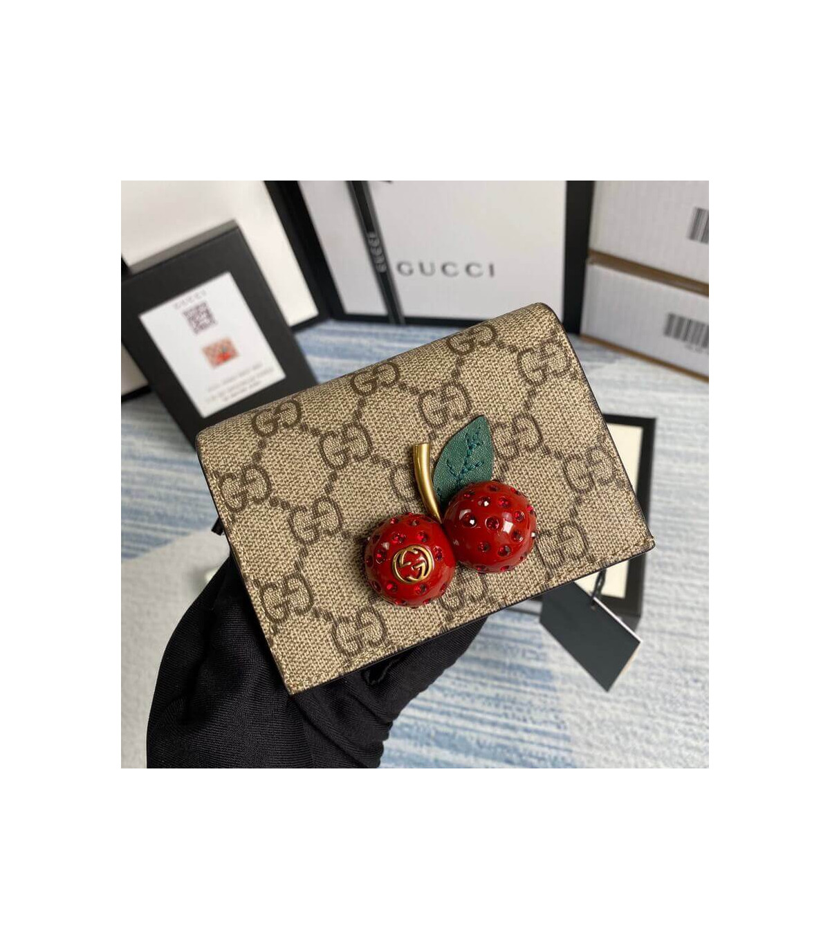 Gucci GG Supreme Card Case Wallet With Cherries