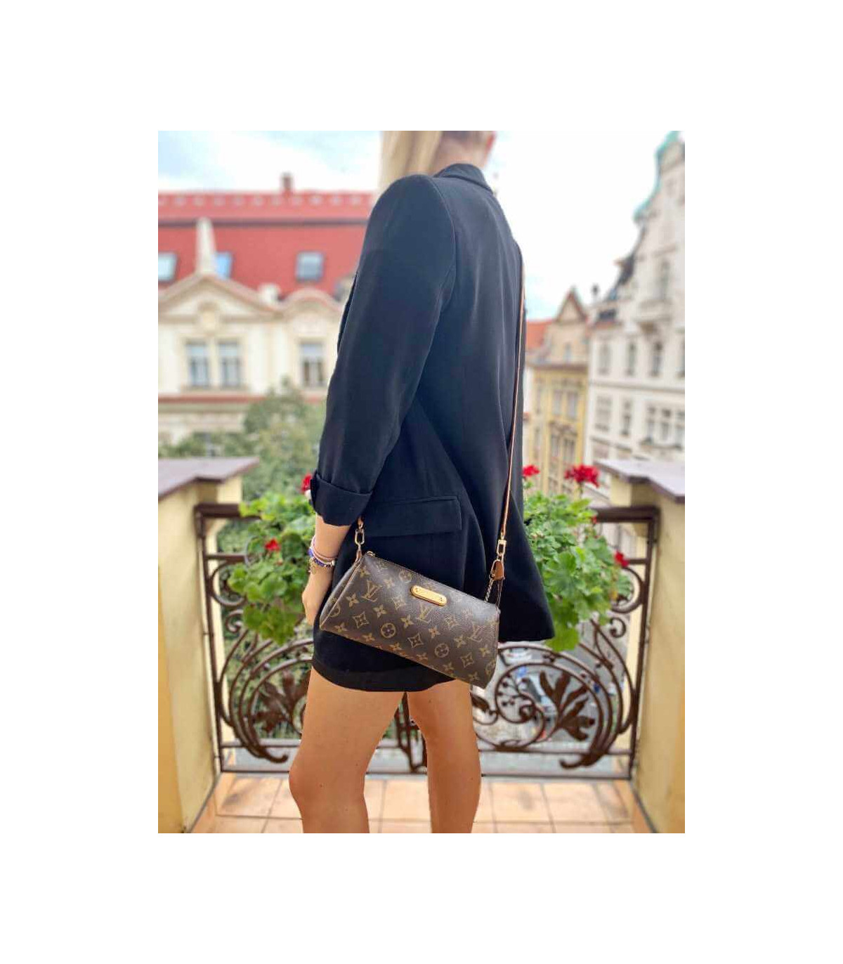 Louis Vuitton Monogram Eva Clutch