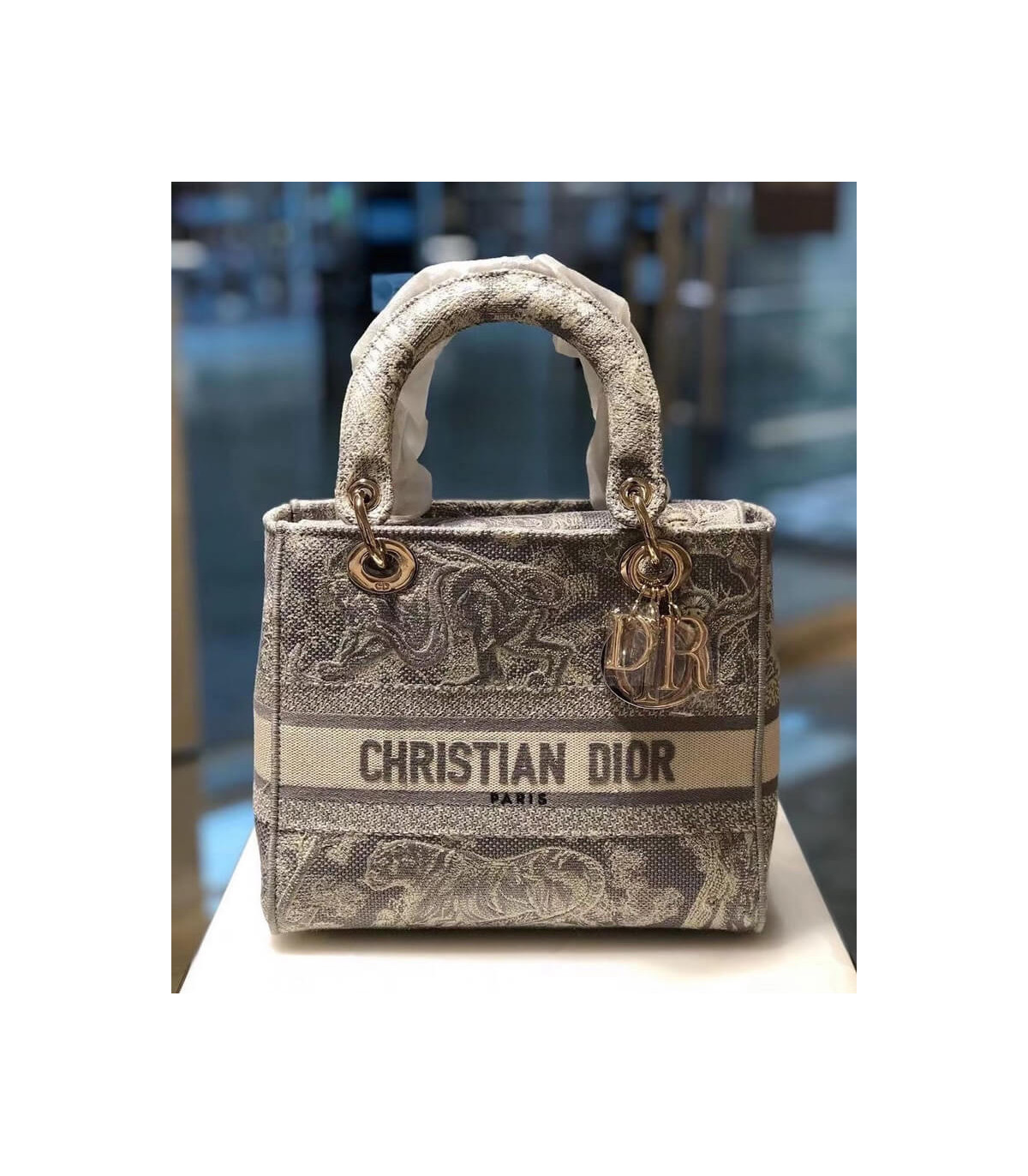 Dior Dior Medium Lady D-Lite Bag Gray Toile de Jouy Reverse Embroidery