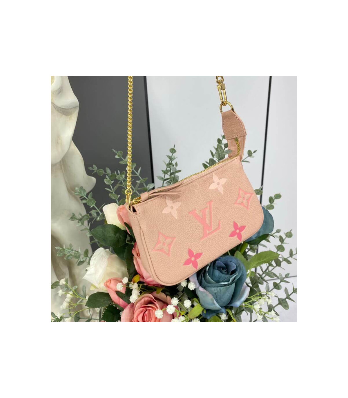 Louis Vuitton Mini Pochette Accessoires Pink