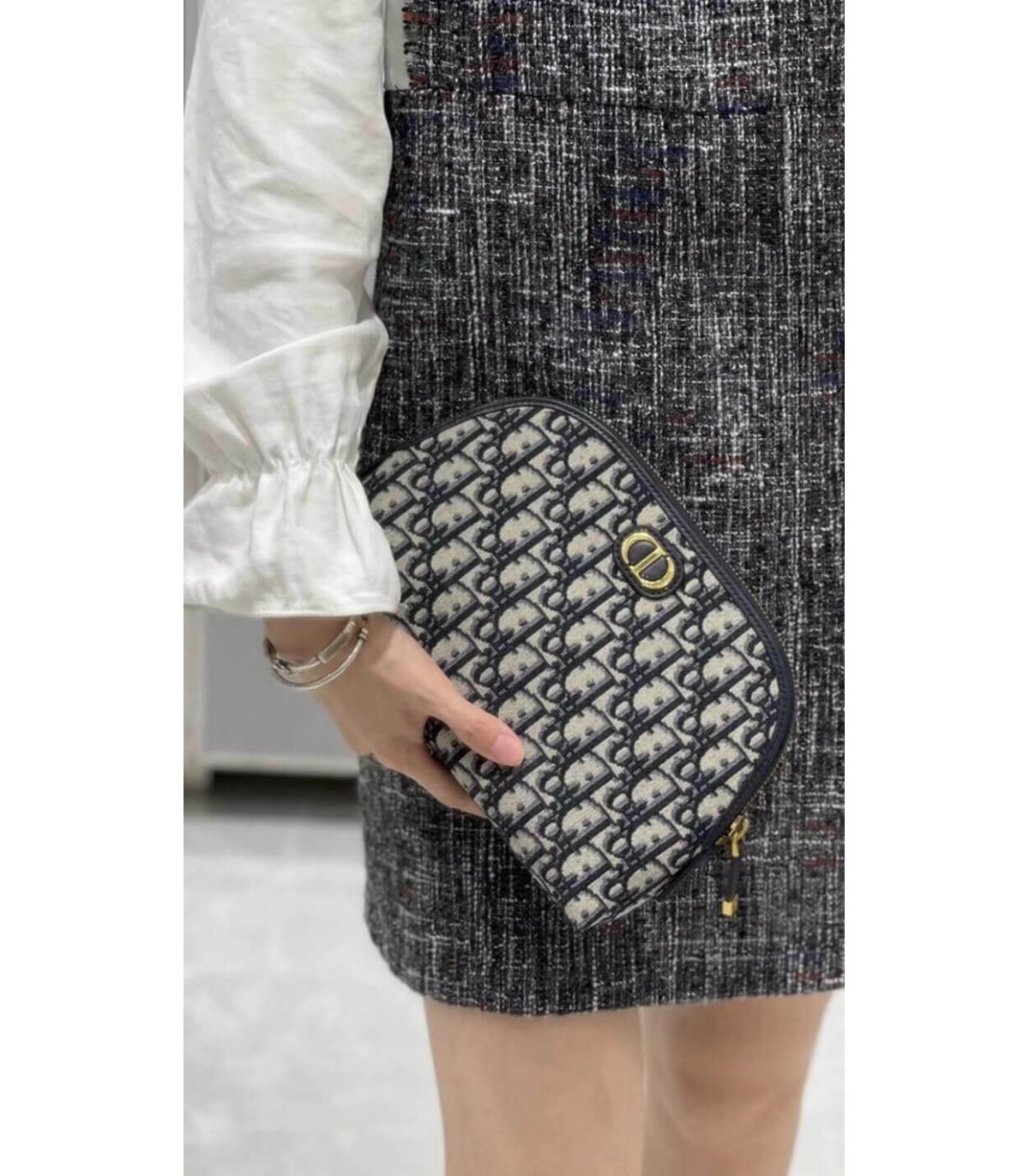 Dior Dior Medium 30 Montaigne Beauty Pouch Blue Oblique Jacquard