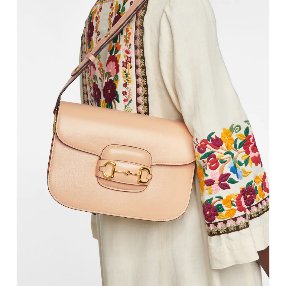 Gucci Horsebit 1955 Shoulder Bag In Beige Leather