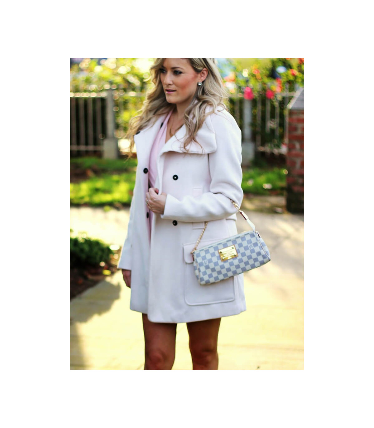 Louis Vuitton Damier Azur Eva Clutch