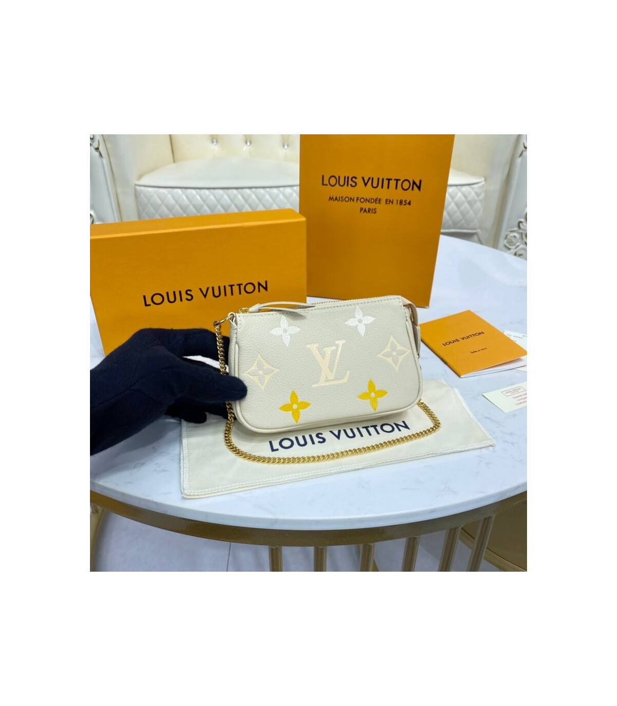 Louis Vuitton Mini Pochette Accessoires Cream