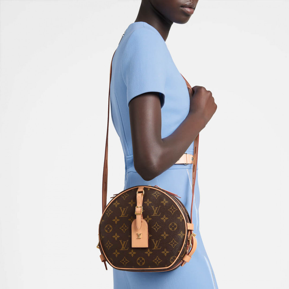 Louis Vuitton Monogram Canvas Boite Chapeau Souple MM